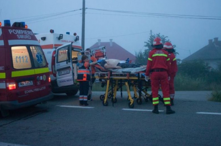 DETALII în cazul microbuzului din Moldova implicat în accidentul din România (FOTO)