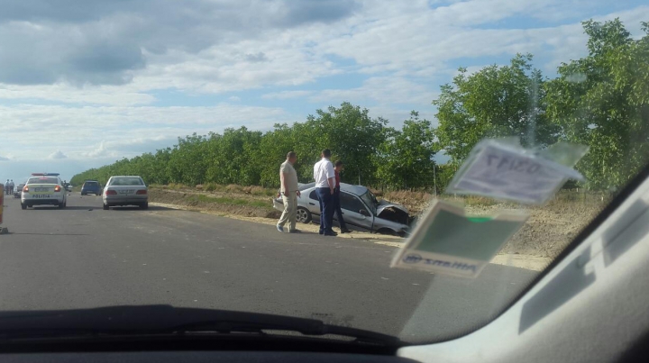 ZI NEAGRĂ! Un motociclist a murit în urma unui ACCIDENT TERIBIL în apropiere de Cojuşna (FOTO)