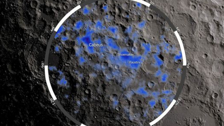Noi indicii referitoare la originea apei care ar putea exista în interiorul Lunii