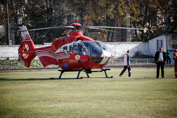 IMAGINI DE ARHIVĂ PUBLIKA.MD: Cum arăta elicopterul SMURD prăbuşit la Cantemir (FOTO)