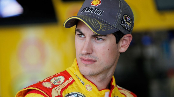 Joey Logano a câştigat cursa ”FireKeepers Casino 400” din NASCAR