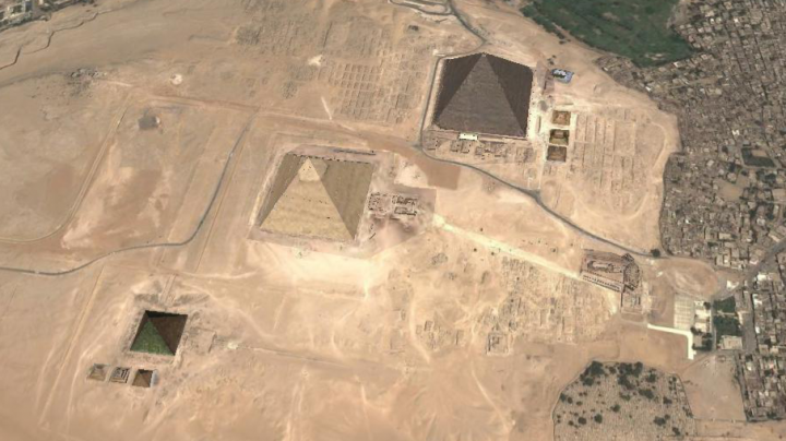 Ireal! Ce a descoperit o persoană pe Google Earth lângă Marea Piramidă din Giza (VIDEO)