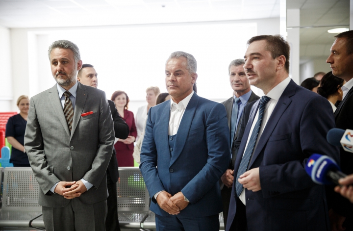 Condiții europene la Institutul Mamei și Copilului. A fost inaugurată intrarea principală a instituției (FOTOREPORT)