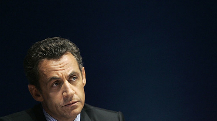 Ping Pong în declaraţii. Sarkozy către Putin: Ridicați sancțiunile 