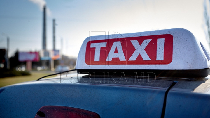 AVEŢI GRIJĂ UNDE VĂ SPĂLAŢI maşinile! Ce i s-a întâmplat unui taximetrist din Capitală (FOTO)