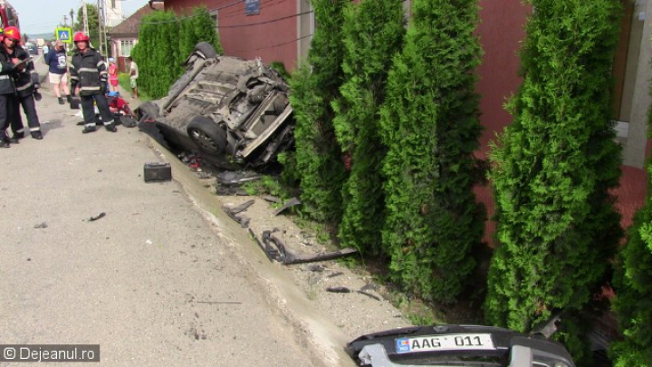 O familie de moldoveni, împlicată într-un GRAV ACCIDENT RUTIER în România (FOTO/VIDEO)