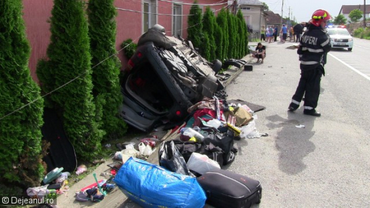 O familie de moldoveni, împlicată într-un GRAV ACCIDENT RUTIER în România (FOTO/VIDEO)