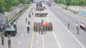 Militarii Armatei Naţionale au început repetiţiile pentru parada de Ziua Independenţei (FOTO)