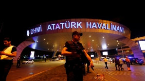 Aeroportul Ataturk din Istanbul şi-a reluat activitatea în urma tentativei eşuate de lovitură de stat