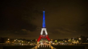 ATACUL SÂNGEROS din Nisa: Turnul Eiffel va fi iluminat în culorile drapelului francez