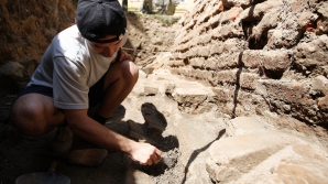 DESCOPERIRE ISTORICĂ la Varniţa! Arheologii au scos la suprafaţă ruinele palatului regelui Carol al XII-lea