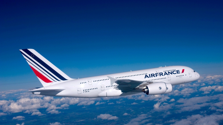 GREVĂ la Air France. Mai multe zboruri vor fi anulate