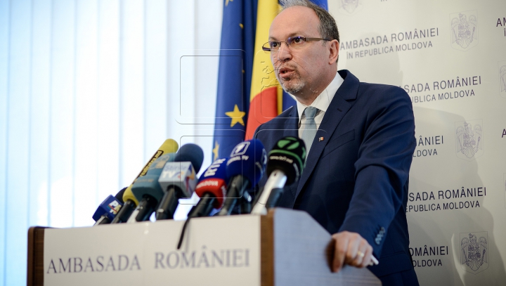 Noul ambasador român la Chişinău: România va fi un model de integrare europeană pentru Moldova (FOTO)