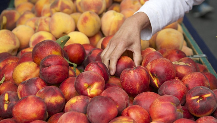 Află adevărul despre nectarine. Marele secret al acestor fructe