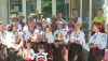 Echipa Publika TV a arborat tricolorul la sediul primăriei din satul Grimăncăuţi
