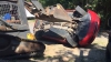 Un tată a distrus mașina fiicei sale cu un buldozer. Nu o să-ţi vină să crezi care e motivul (VIDEO)