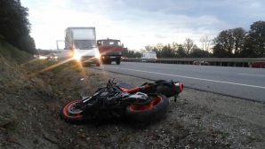 Vieţi spulberate din cauza vitezei! Tânărul rănit în accidentul de la Stăuceni a MURIT la spital