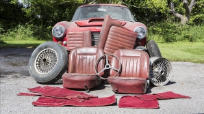 RABLĂ DE MILIOANE! Cât cere un bărbat pentru un Aston Martin rar (FOTO)