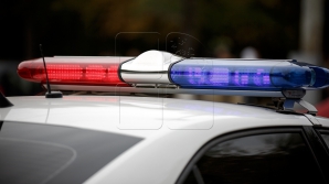 ATENŢIE cu cine faci cunoştinţă! Un bărbat din Capitală, furat de MII DE EURO (VIDEO)