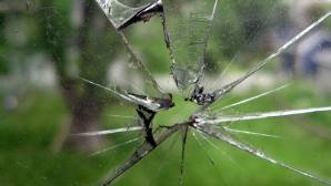 Fiica lui Cheianu contrazice speculaţiile tatălui. Ce spune despre geamul spart al apartamentului