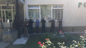 Peste 100 de autorități criminale, inclusiv din Moldova, arestate la Donețk. IMAGINI VIDEO DE LA REȚINERE 