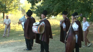 Distracţie şi chef la Pănăşeşti. Localnicii au sărbătorit hramul satului