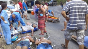 ACCIDENT GRAV în Crimeea. Un autobuz s-a prăbușit în prăpastie (VIDEO)