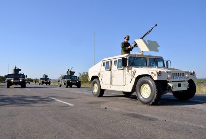 Armata Naţională se pregăteşte intens pentru parada militară de Ziua Independenţei (FOTO/VIDEO)