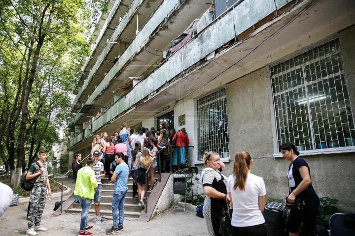 Studenții revin în Capitală. CE CONDIȚII îi așteaptă pe studenți în cămine (FOTOREPORT)