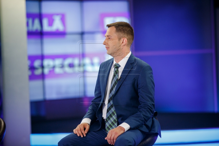 EDIŢIE SPECIALĂ la PUBLIKA TV. S-a dat startul campaniei "EU SUNT MOLDOVA!" (FOTOREPORT)