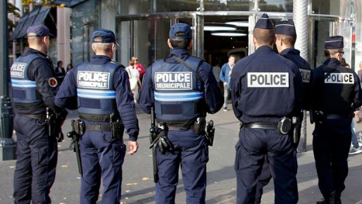 Poliția franceză, ÎN ALERTĂ. Caută un refugiat care ar putea plănui un atentat