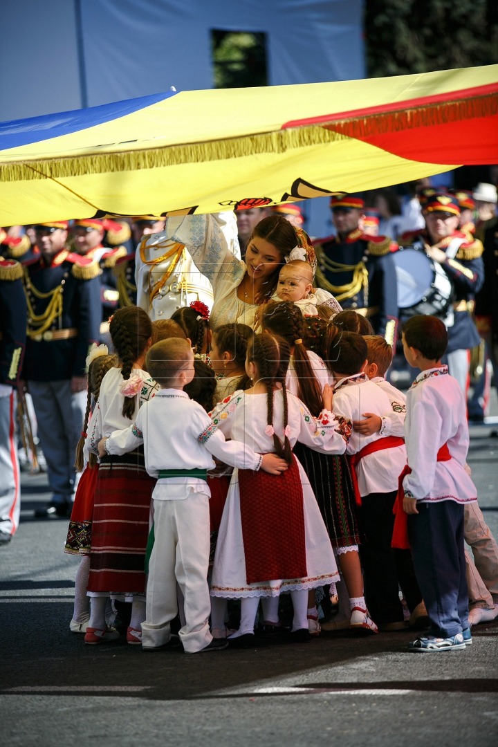 LA MULŢI ANI, MOLDOVA! 25 de ani de Independenţă, sărbătoriţi în PMAN (FOTOREPORT)