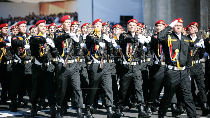 LA MULŢI ANI, MOLDOVA! 25 de ani de Independenţă, sărbătoriţi în PMAN (FOTOREPORT)