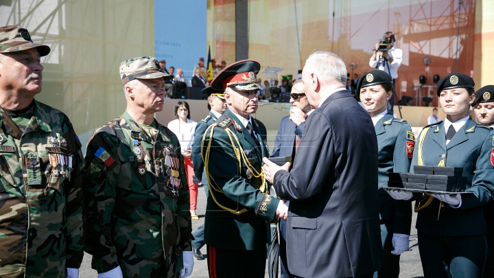 LA MULŢI ANI, MOLDOVA! 25 de ani de Independenţă, sărbătoriţi în PMAN (FOTOREPORT)