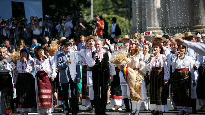 LA MULŢI ANI, MOLDOVA! 25 de ani de Independenţă, sărbătoriţi în PMAN (FOTOREPORT)