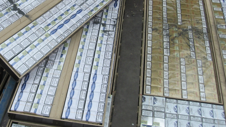 CONTRABANDĂ cu ţigări în proporții deosebit de mari. Un moldovean riscă ani grei de puşcărie