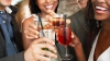 Alcoolul care nu provoacă mahmureală ar putea înlocui în curând băuturile obişnuite