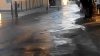 DEZASTRU! Mai multe străzi din centrul Capitalei, INUNDATE. Apa a intrat în subsolurile clădirilor (VIDEO)