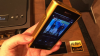 Costă cât o maşină! Sony a lansat cel mai tare Walkman placat cu aur
