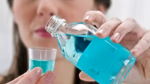 SURPRINZĂTOR! De ce apa de gură este PERICULOASĂ pentru şoferi