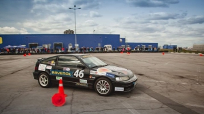 ADRENALINĂ MAXIMĂ! Vitezomanii şi-au adus bolizii la Campionatul Naţional de Autoslalom