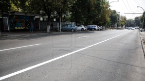 Marcaje ca la europeni! Pe străzile late din Capitală vor apărea benzi de circulaţie suplimentare