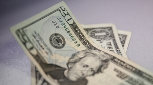 INTERESANT! Ce poţi cumpăra cu 20 de dolari în diverse ţări ale lumii