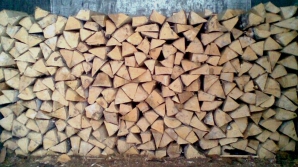 Lemnele de foc, MAI SCUMPE! Află cât va costa un metru ster
