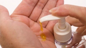Life Style: Ce efecte asupra sănătăţii are spălarea pe mâini cu săpunuri antibacteriene