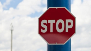 Trei moldoveni, fără documente asupra lor, au fost reţinuţi la vama moldo-ucraineană