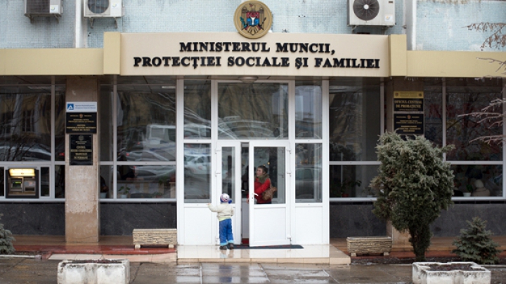 PRECIZĂRILE Ministerului Protecției Sociale și Familiei privind serviciul "Telefonul Copilului"