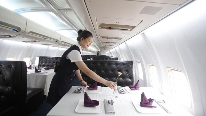 Restaurantul Lili Airways este pregătit să-și primească clienții la bord (FOTO)