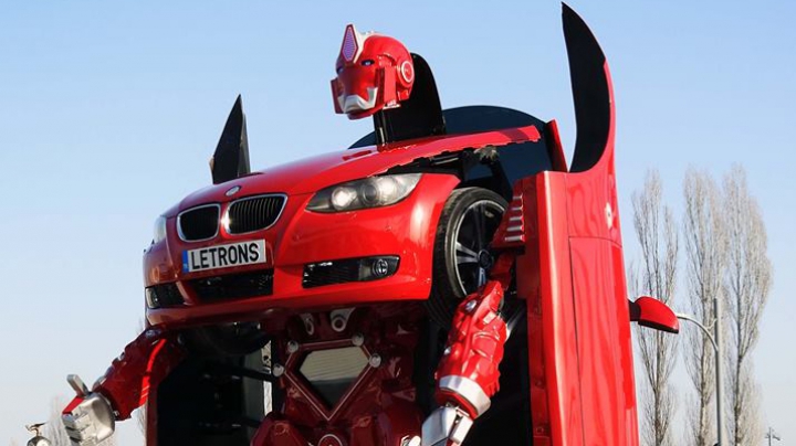 Vei rămâne mască! Turcii au inventat un roadbot asemănător celor din filmul Transformers (VIDEO)