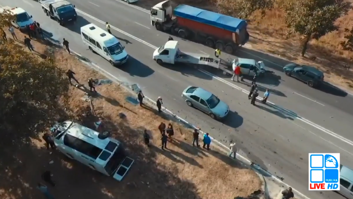 FILMUL EVENIMENTELOR: Cum a avut loc groaznicul accident rutier de lângă Sociteni (VIDEO)